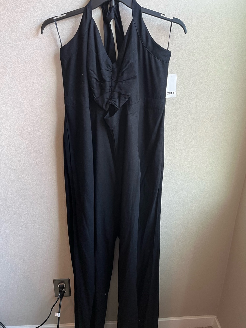 Trendy Jumpsuit in Black Wide-Leg Halter Cutout NWT - Picture 2 of 7